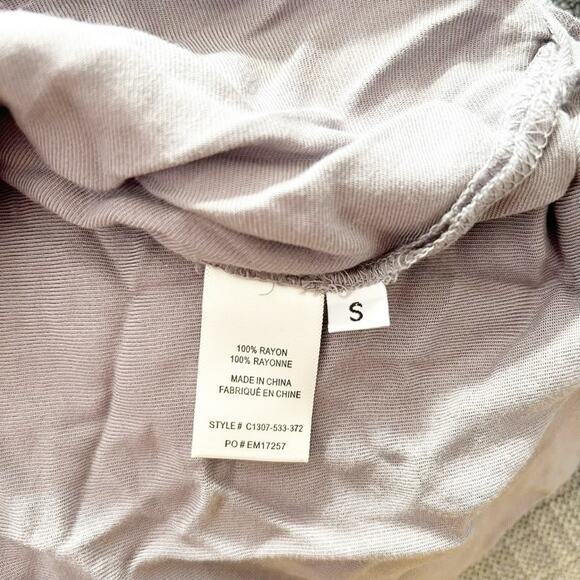 Anthropologie Cloth & Stone Cass Cold Shoulder Long Sleeve Top Blouse Size S - Picture 5 of 6